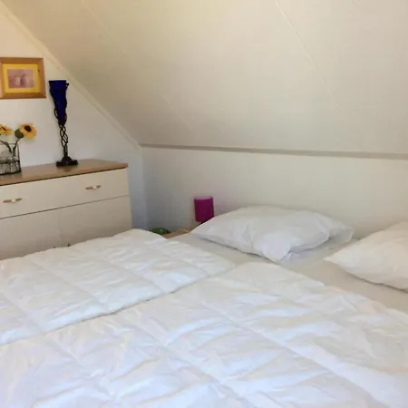 Ferienhaus Comfortable For 6 People Near *